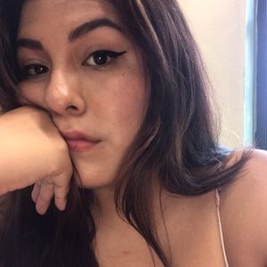 Meet your Posher, Raquel